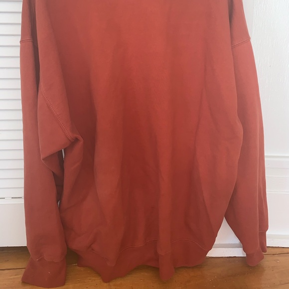 Brandy Melville Sweatshirt - Picture 2 of 3